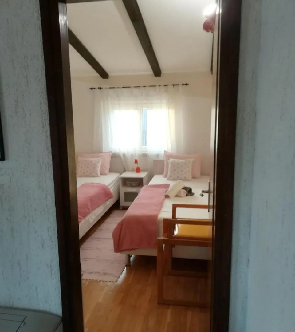 Apartment Vlatkica Maslenica